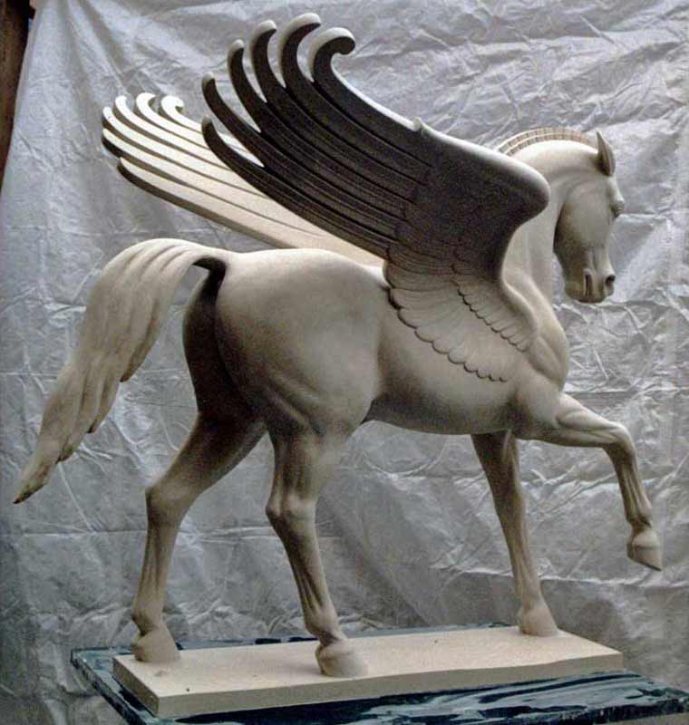 012-Skulpturenfundus-Pegasus fertiger-Gipsabguss-cut