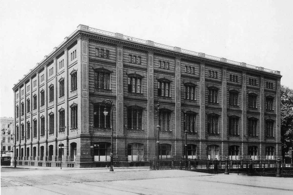 Skulpturenfundus-Bauakademie-Schinkel-historisch